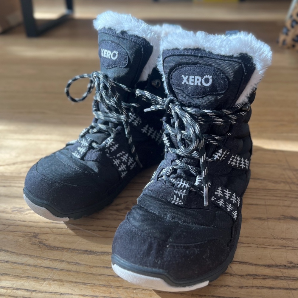 Xero Barefoot Winter Boots - Black and White